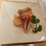 いわ橋 - アマダイの唐揚げ。ウロコがパリッと身はシットリ柔らか～。絶品や！