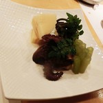 いわ橋 - 春野菜の炊き合わせ。タケノコ、ふき、ぜんまい、飯蛸。