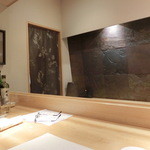 いわ橋 - 風情のある店内。