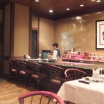 西洋割烹 車屋 - 店内