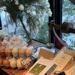 ファクトリー - 産みたて新鮮たまごやジャム、ハーブティーもあります。