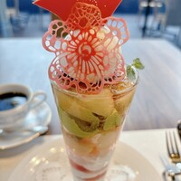 ポム・ダダン - 