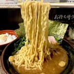 神田ラーメン わいず - 麺は中太のちぢれ！ラーメン950円/海苔150円