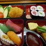 Ikari Zushi - 寿司定食１０００円