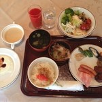 ユアーズホテル - おはよー(^o^)/
今朝もホテルモーニン❗️
ここのホテルはかなり美味しい❗️で、食べ過ぎた^^