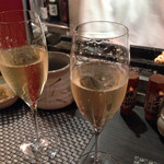 グラスシャンパン