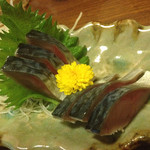 夜酔 - しめ鯖460円。薄〆で美味い。