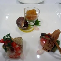 鴻臚 - 活海鮮と春野菜のヘルシー仕立て