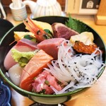 幸寿司 - ランチ限定おまかせ丼 1,650円