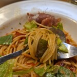 キッチン ブルー グローブ - サラダパスタも良いです