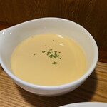 キッチン ブルー グローブ - コーンスープのアップ