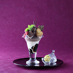 ロビーラウンジ・ファウンテン - チョコレートパフェ（過去例）