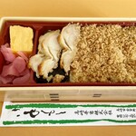 ニューデイズミニ - 料理写真:とり重（¥700税込）