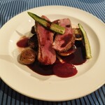 洋惣菜 亀洋 - 鴨胸肉のロティその日のソースで240ｇ2400円