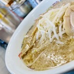 ラーメンの店 ホープ軒 - 【ラーメン(950円->1,000円)】背脂系のラーメン