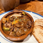 260847795 - 牛ホホ肉の煮込み