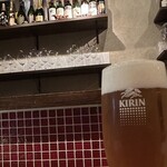 バール　コラヴェ - シックなウォール