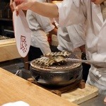 祇園 さゝ木 - 炭台が登場