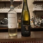 バール　コラヴェ - 左イタリア、右ドイツ