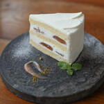 ミネロワ - ２０２４年８月再訪：ピオーネのショートケーキ☆