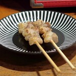 やきとり 正や - なんこつ２本