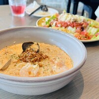 COLONIAL BEACH 横浜ハンマーヘッド - 