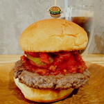 +costom - パティ180グラム、トッピングはトマト、ピクルス、粒マスタードとライトな感じで。ソースは「オニオンケチャップソース」
