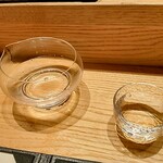 田町鮨 惠万 - 涼し気な酒器