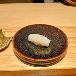 田町鮨 惠万 - 剣先イカ(岩手)