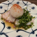 鮨みなと - 白身（失念）とおろしポン酢