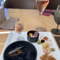 ブッフェアンドカフェ スロープサイドダイナー ザクロ - 