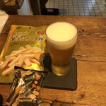 麹町いづみや しろ - あがりビール ・なとり 一度は食べていだだきたい チーズ鱈・亀田 海苔ピーパック