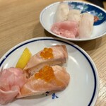 スタンドふじ 本店 - サーモンとヒラメ