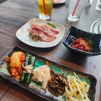 近江うし焼肉 にくTATSU 日本橋室町店 - 