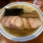 きく屋 - 以前は一面にチャーシューが敷き詰められていましたが、現在の仕様の「チャーシューめん」。