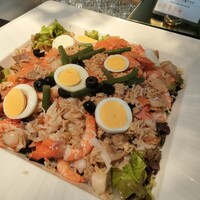 スカイビュッフェ51 - 魚介のニース風サラダ。ニース風ってなに？