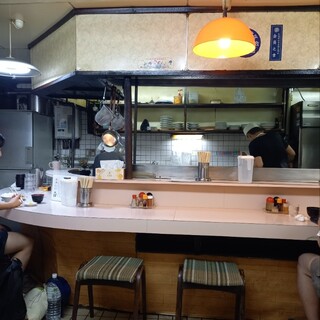 大衆中華 宝来_2