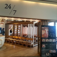 24/7 restaurant - 