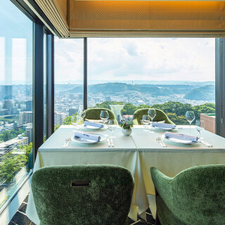 各種個室ご用意しております。
                                          ※別途個室利用料金を頂戴いたします。