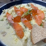 スウィートマカロン ナカイの生パスタ - スモークサーモンとイクラの生ラザニア