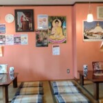 ヘブン - 小上がりもあります。