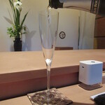 江戸前鮨 二鶴 - 泡を1本