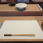 江戸前鮨 二鶴 - カウンター席