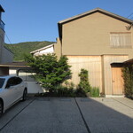 江戸前鮨 二鶴 - 駐車場