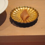 江戸前鮨 二鶴 - ガリ