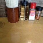 手打ちラーメン 清仁軒 - 卓上調味料