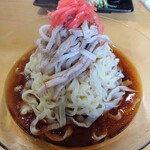 手打ちラーメン 清仁軒 - 提供時の麺