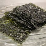 龍苑 - ユッケジャンスープセット（ライス ・韓国のり・キムチ）　950円（税込）