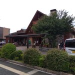 ピーターパン - 台風が近づいていてもお客さん、いっぱい。