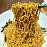 上海料理 四季陸氏厨房 - 細ストレート麺リフト
